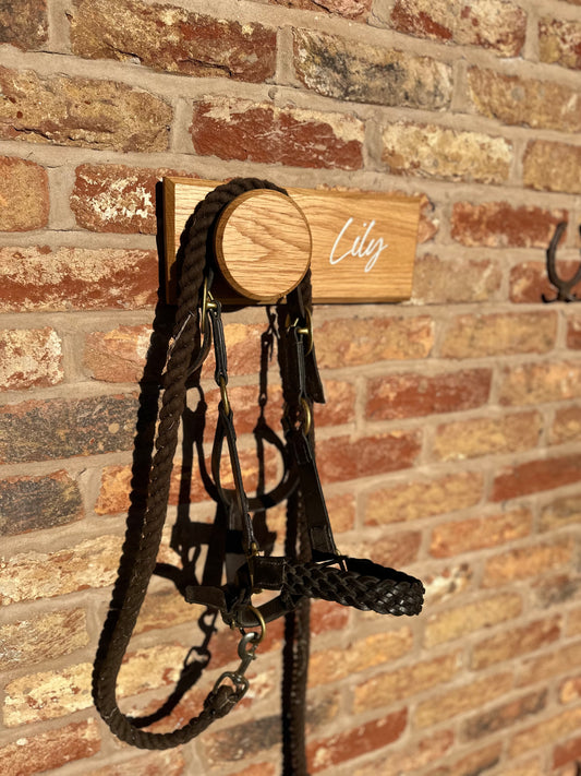 Bridle Holder (Traditional Font)